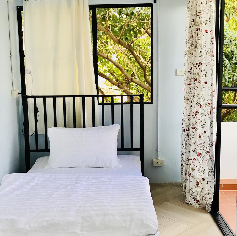 Niitra Hostel Ban Khlong Nang Li Ngoại thất bức ảnh